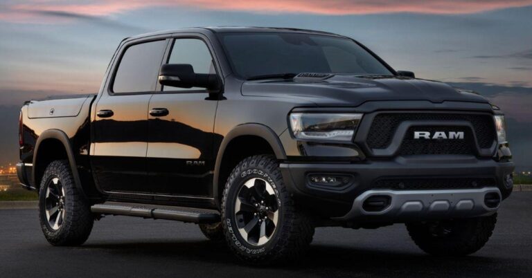 Dodge Ram 1500 Interior and Technology Features Reviewed